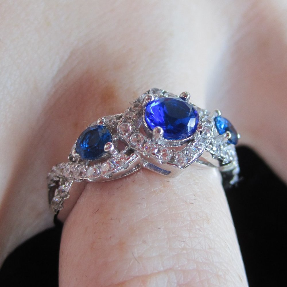 Stunning Blue Sapphire RIng